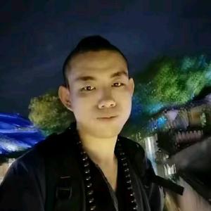 二泡爱讲事情 头像