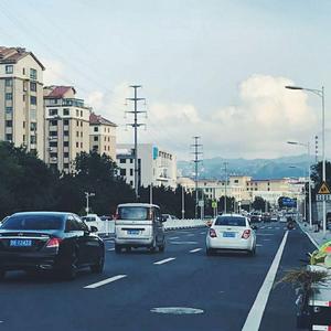 小田和倩倩 头像