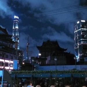 一个人的夜晚黑 头像