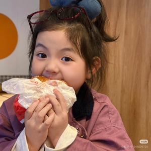 爱吃亿点点碳水 头像