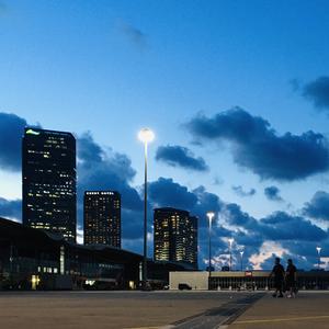 坚强的小伟子 头像