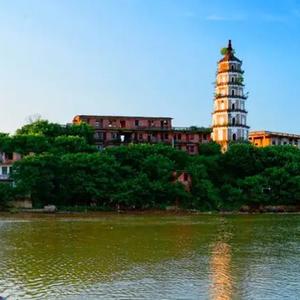 月下西楼1108 头像