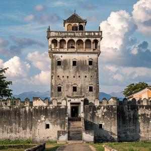 河畔遥看柳堤 头像