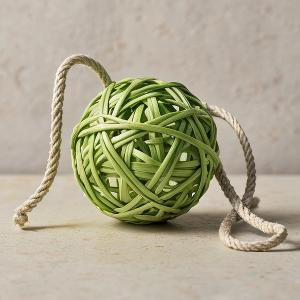 庭院悠闲看书的人 头像