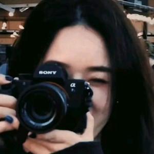 努力的六月 头像