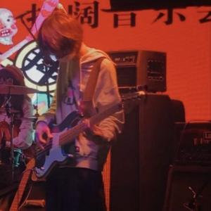 小新是只猫 头像