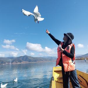 娱乐星星播客 头像