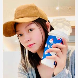 愉悦的小猫8xx 头像