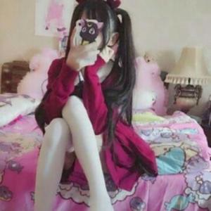 牛奶煮萝莉鸭 头像