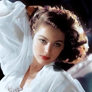 爱聊天的星星 头像