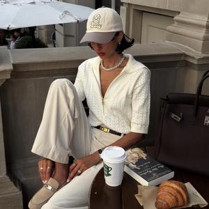 何九月不在家 头像