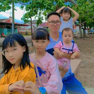 海洪家四千金
