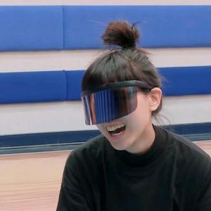 貮    十 有余 头像