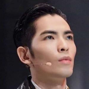 儒雅冷眼看世界