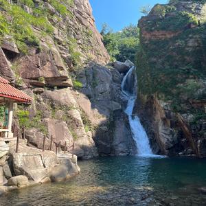 山间清溪 头像