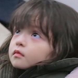 兔兔兔兔兔子 头像