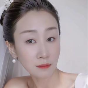 梅宝妈花辫 头像