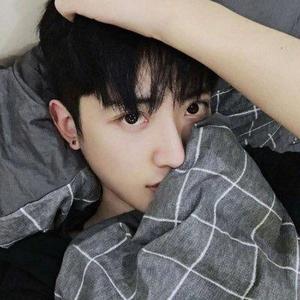 辰辰谈娱乐 头像