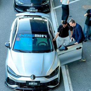 不大众的大众 头像