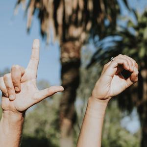 哈哈哈哈哈啊哈 头像