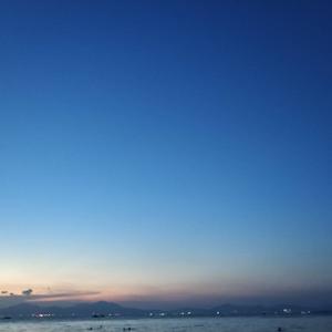 流星划过外婆桥 头像