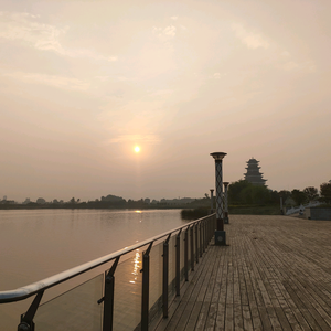 在路上55921 头像