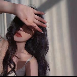 执着的风铃 头像