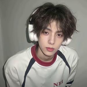 小鑫别放弃 头像