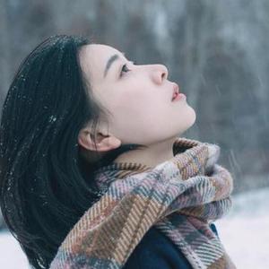 追逐星空的月