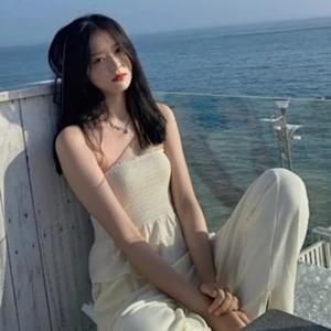 被虐哭的菜菜 头像