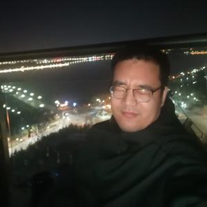 黑不小黑