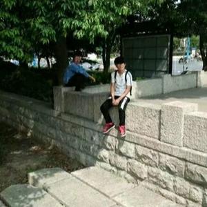 一往无前风声X 头像