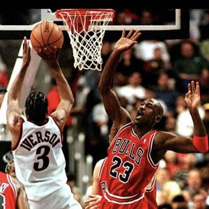 一丝不苟端庄优雅美好时光 头像