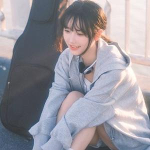 青鸟飞鱼啊 头像