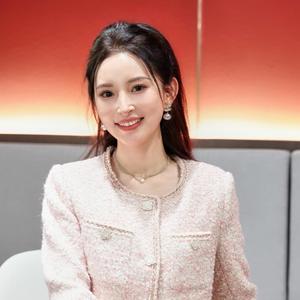 马小婧 头像