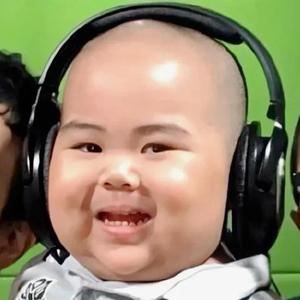 Tatan打蛋印尼小胖 头像